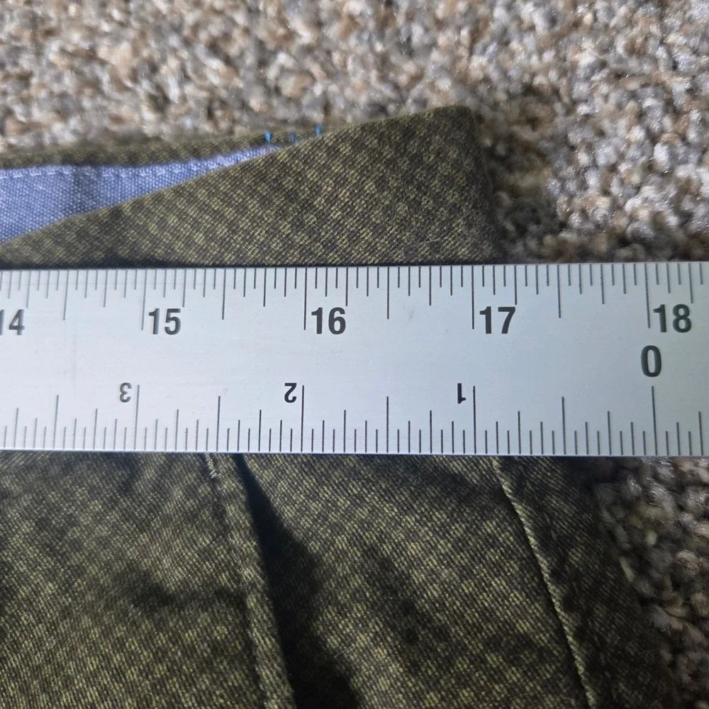 Banana Republic Emerson Short Mens 33 Olive Green Cotton Micro Pattern Chino‎